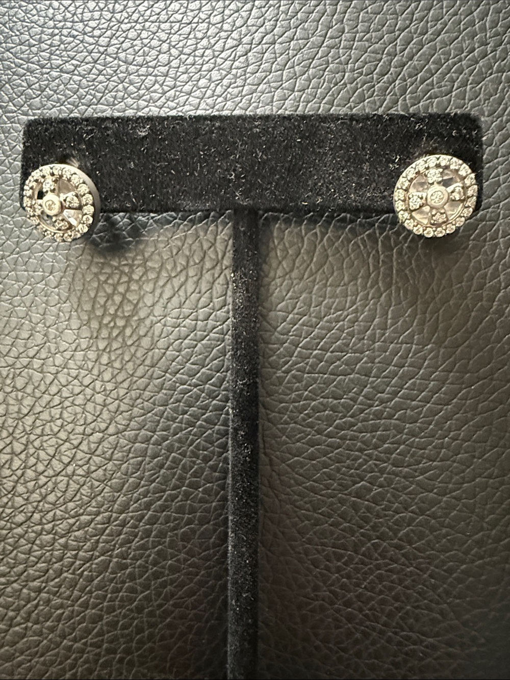 Frieda Rothman Clover Stud Earrings